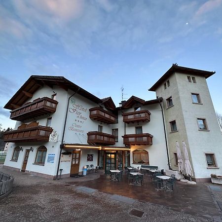 Hotel Fior Di Bosco Giovo Buitenkant foto